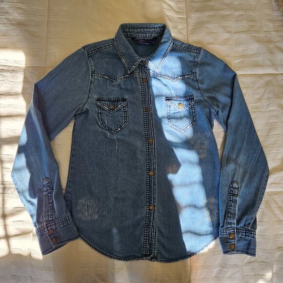 Miley Cyrus Distressed Blue Denim Button Up Long Sleeved Snap Shirt Size SMALL - Picture 4 of 4